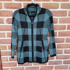 Adrienne Vittadini Black and Gray Knit Zip Cardigan